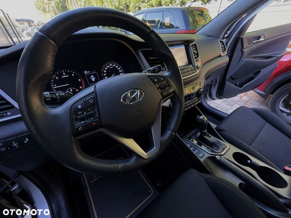 Hyundai Tucson blue 1.7 CRDi 2WD DCT Style - 26
