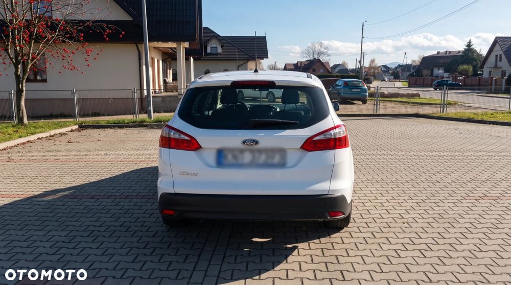 Ford Focus 1.6 TDCi Trend - 6