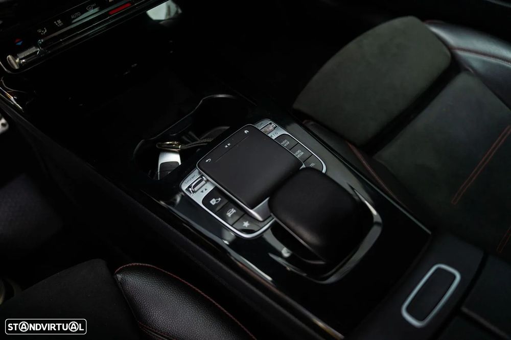 Mercedes-Benz A 180 d AMG Line Aut. - 21