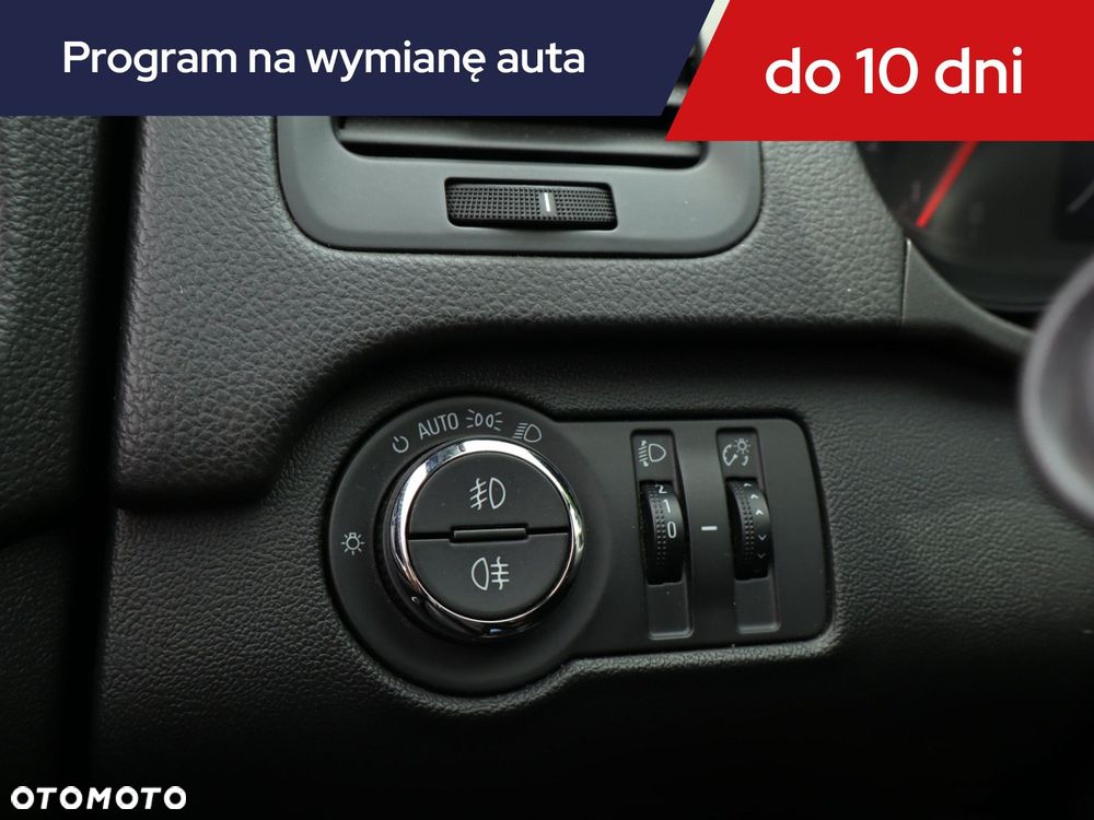 Opel Insignia - 22