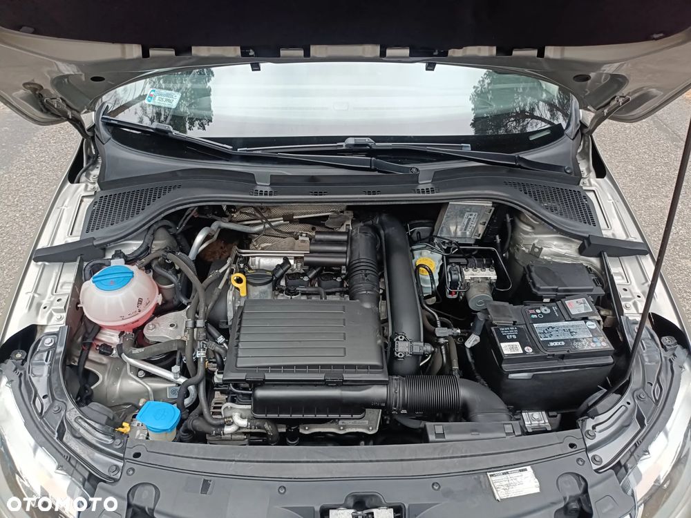 Skoda RAPID 1.2 TSI Active - 14