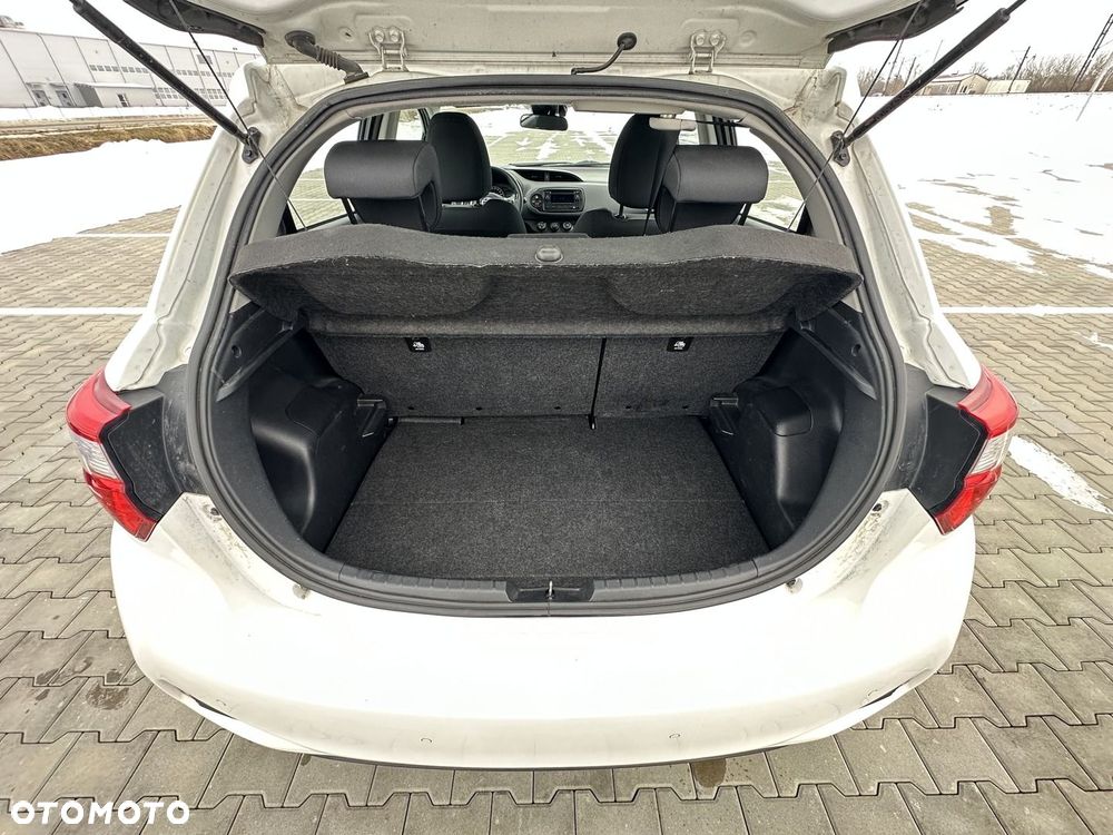 Toyota Yaris - 18