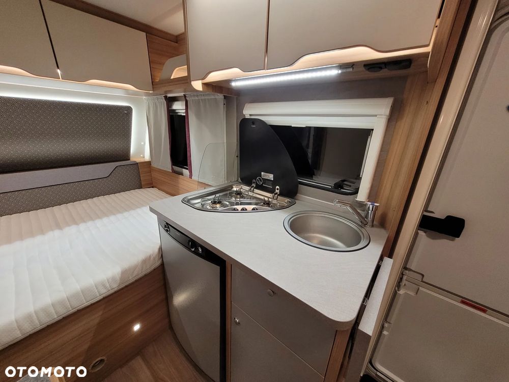 Weinsberg CARATWO 390, DMC 1200, 2022r. przedsionek - 6