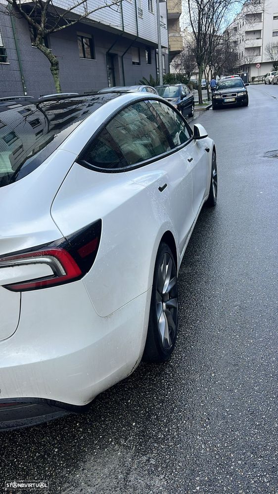 Tesla Model 3 Tração Traseira - 3