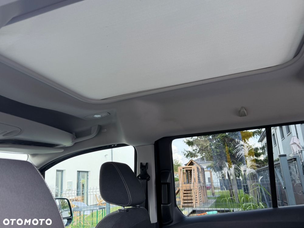 Ford Tourneo Connect - 14