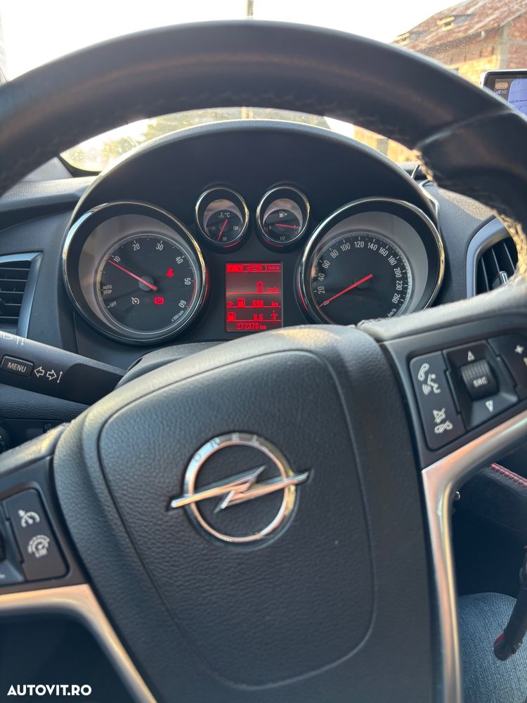 Opel Astra - 9