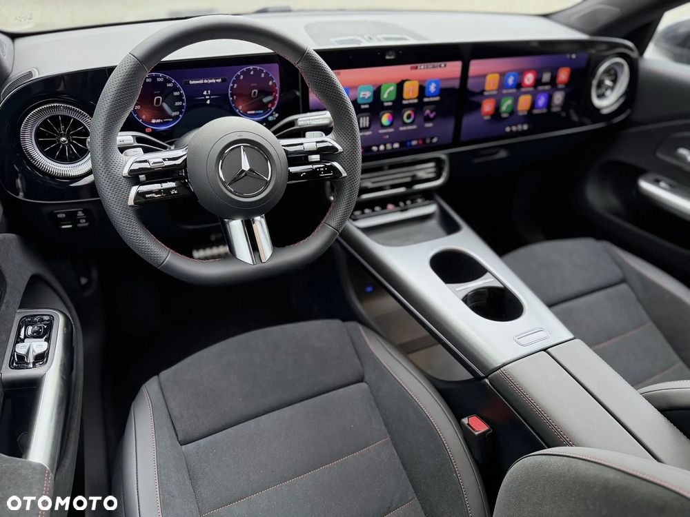 Mercedes-Benz CLA - 13