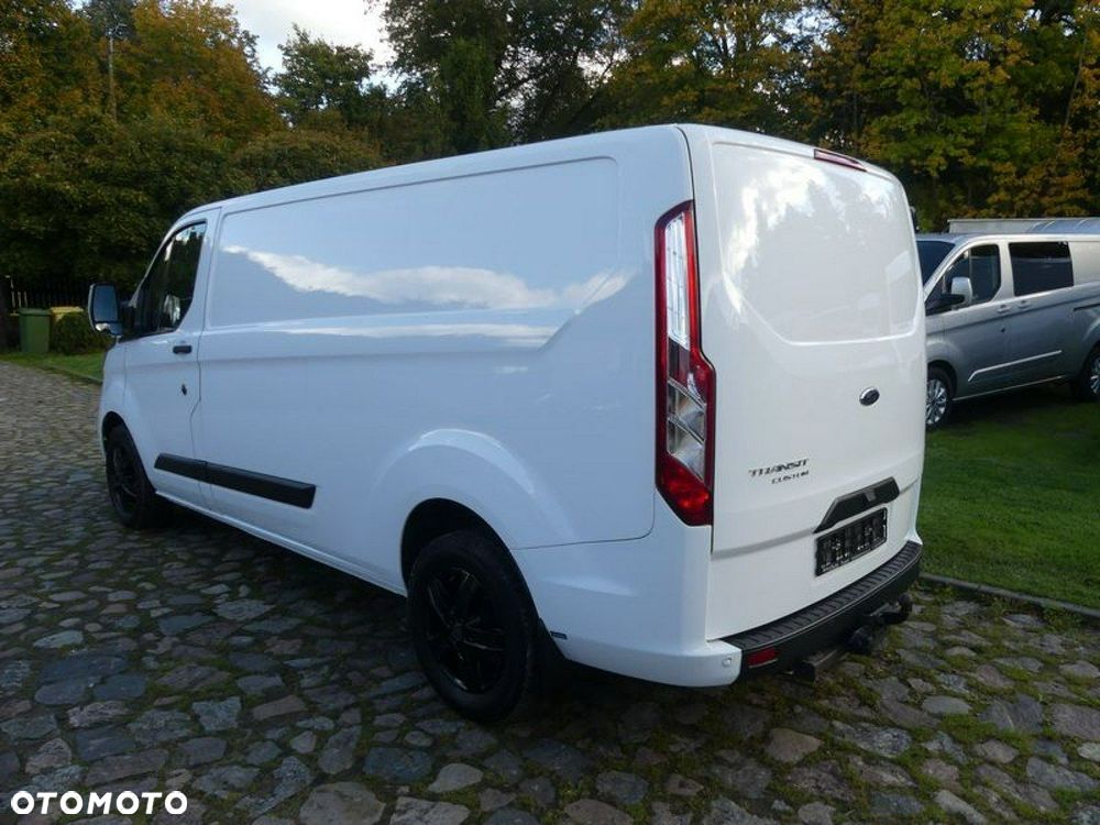 Ford Transit Custom - 23