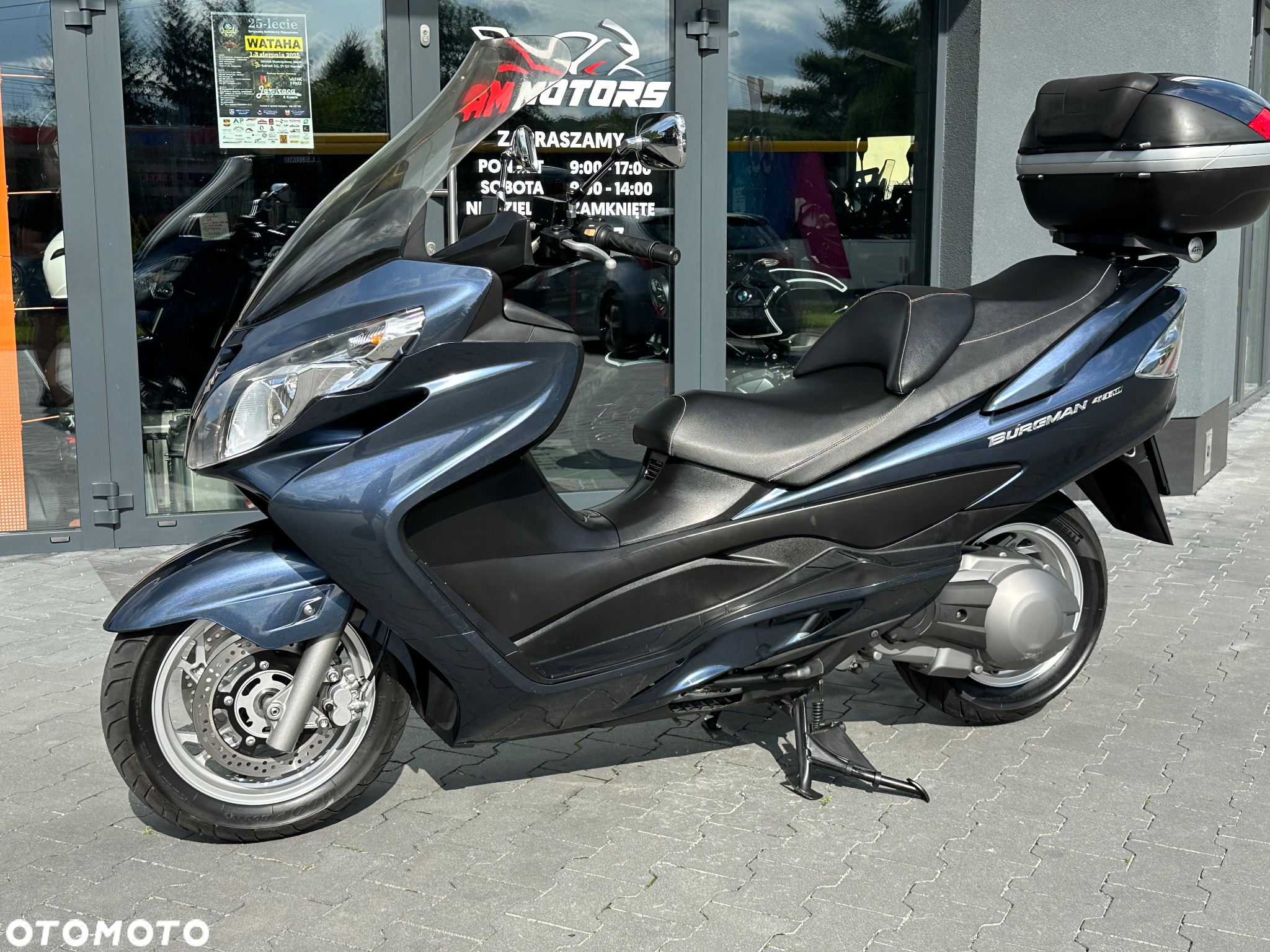 Suzuki Burgman - 23