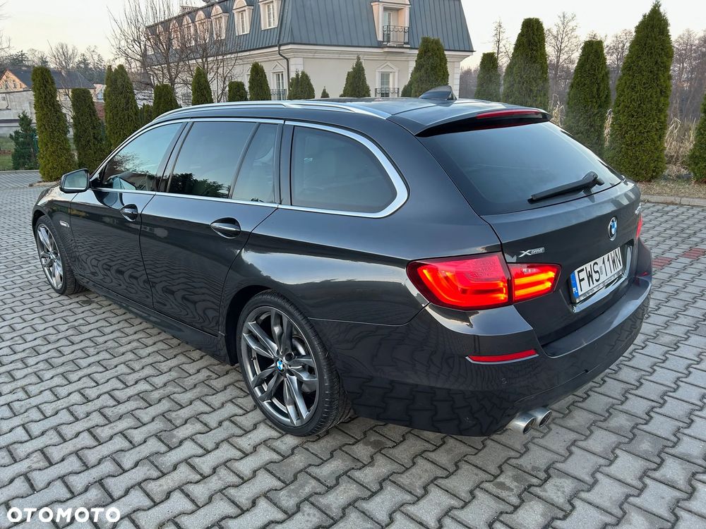 BMW Seria 5 525d xDrive - 8