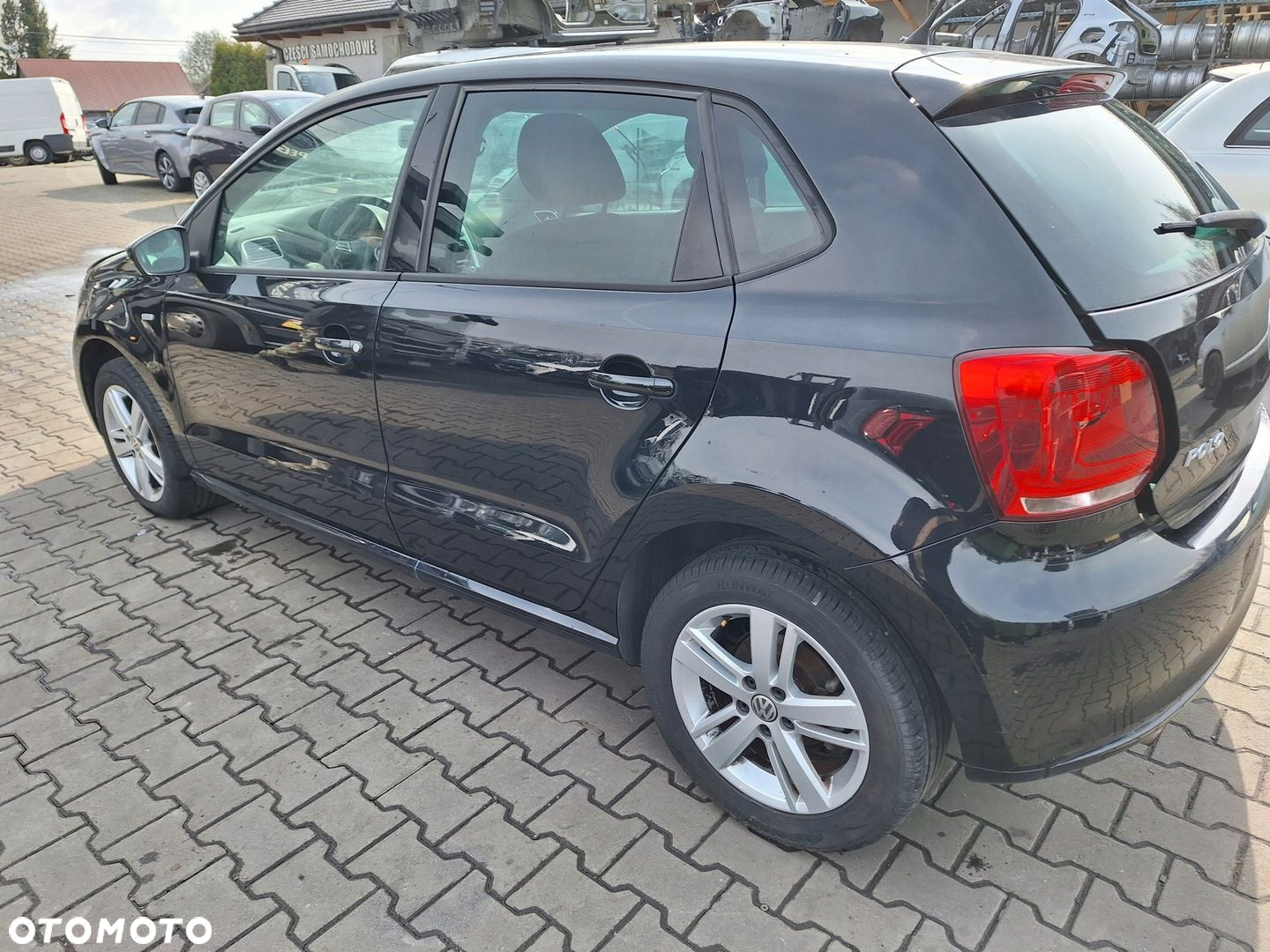 VOLKSWAGEN VW POLO 5 V 6R 6C 09-17 CZARNE LUSTERKO LEWE 5D LC9X 6-PIN EU - 6