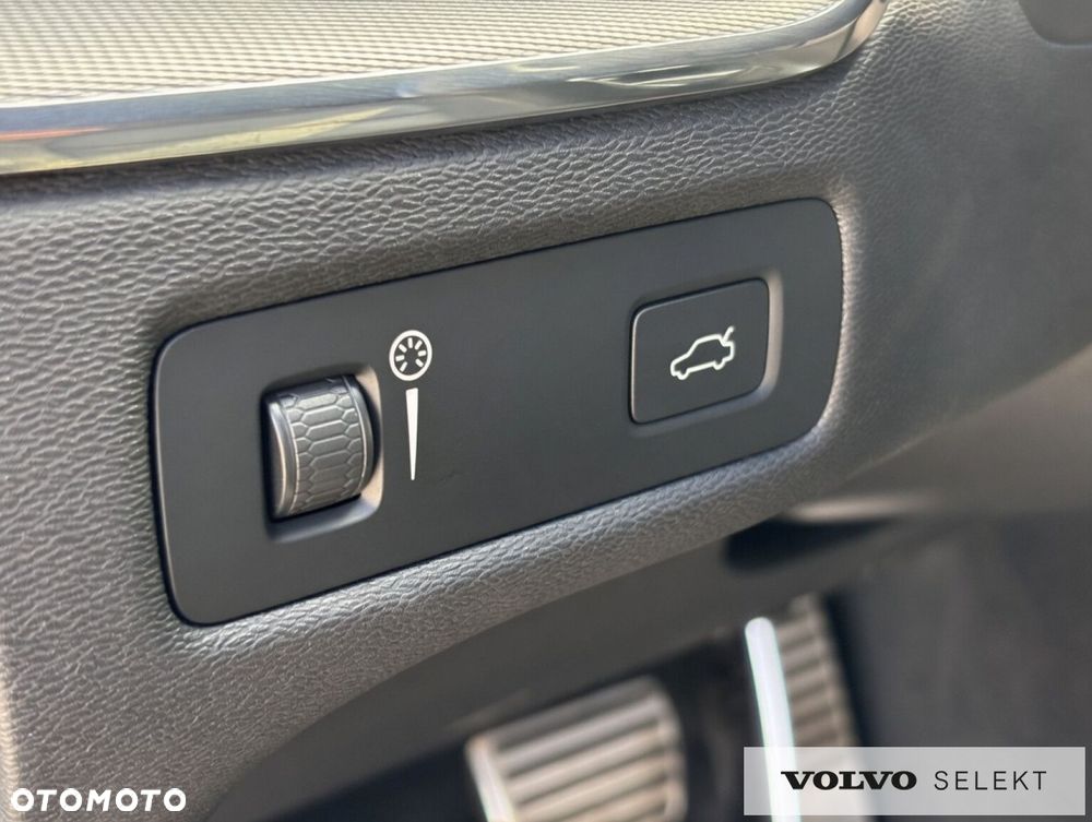 Volvo XC 60 - 32