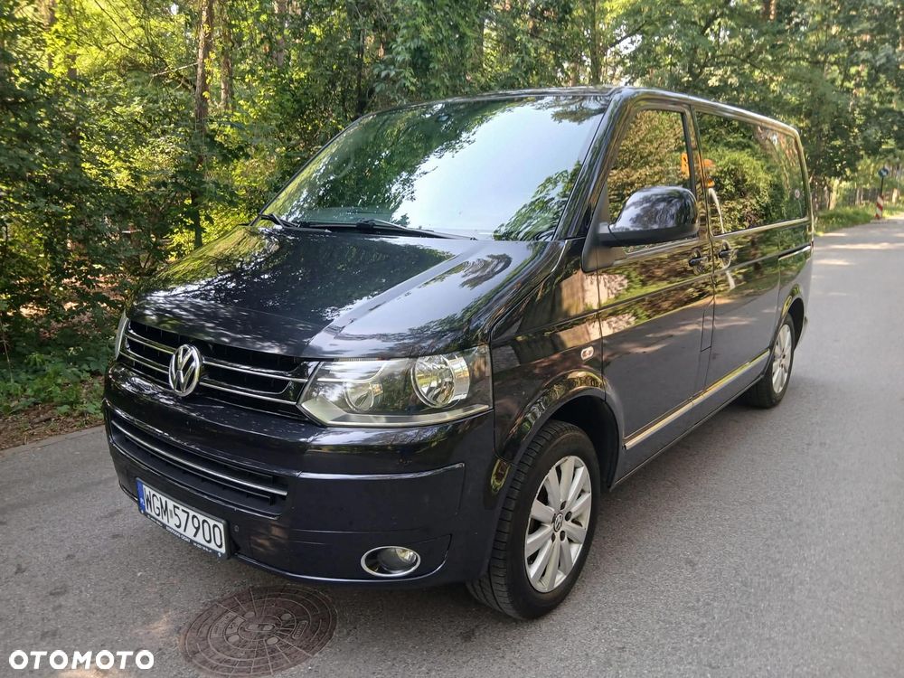 Volkswagen Multivan - 1