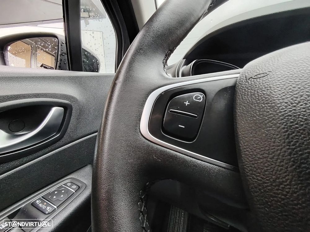 Renault Captur 0.9 TCE Exclusive - 11