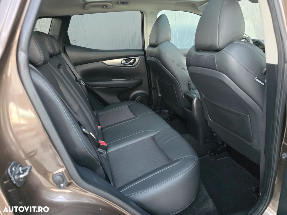 Nissan Qashqai 1.5 DCI TEKNA+ - 8