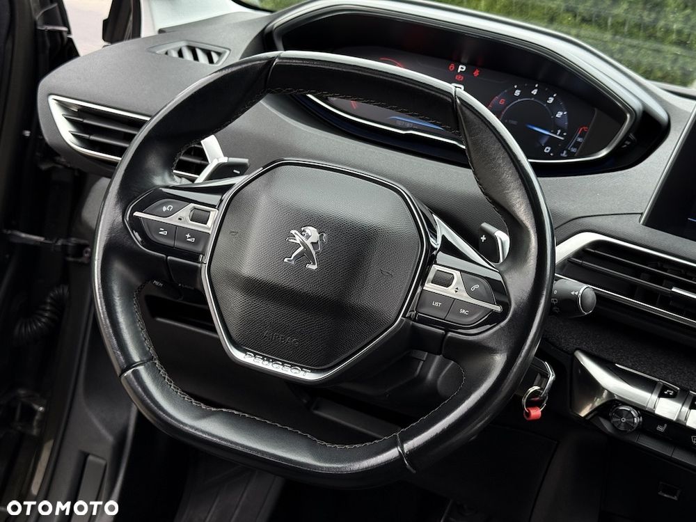 Peugeot 3008 1.6 THP Allure S&S EAT6 - 18