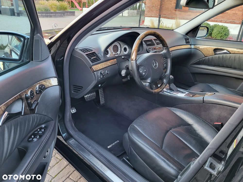 Mercedes-Benz Klasa E 500 T Avantgarde - 17