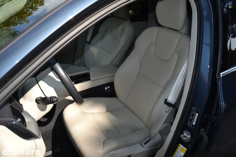 Volvo XC 60 B5 B AWD Core - 10