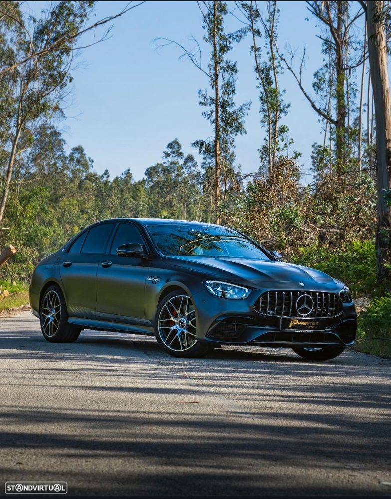 Mercedes-Benz E 63 AMG S 4-Matic+ - 15
