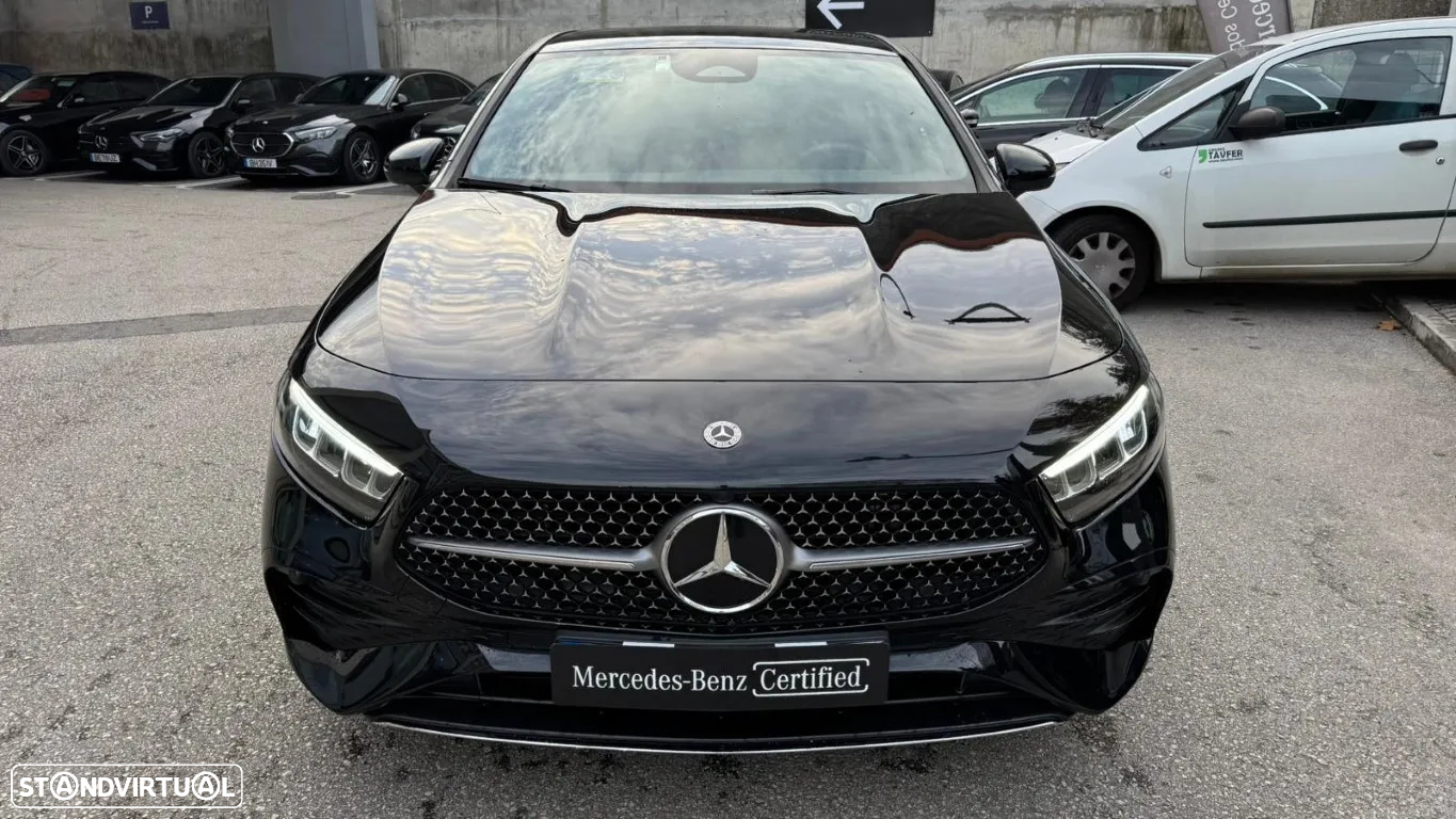 Mercedes-Benz A 250 e AMG Line - 13