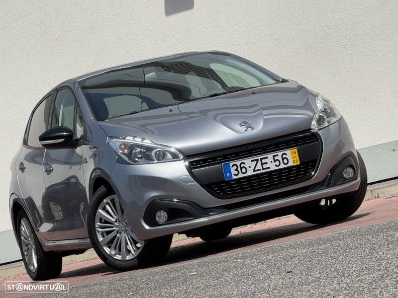 Peugeot 208 1.5 BlueHDi Signature - 1