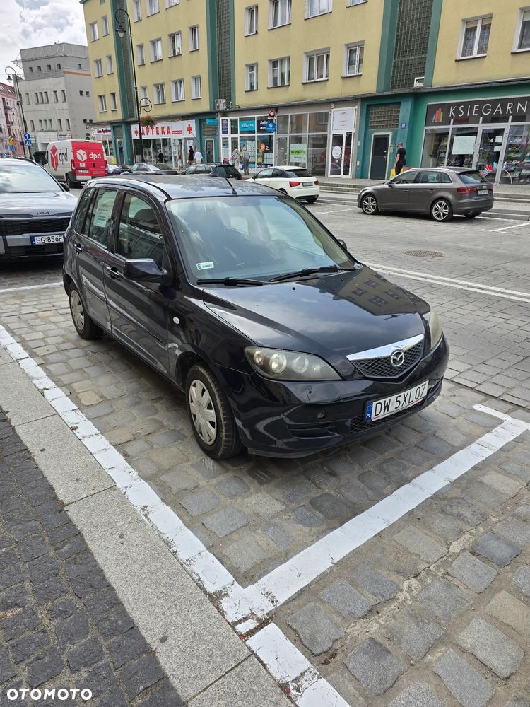 Mazda 2 - 3