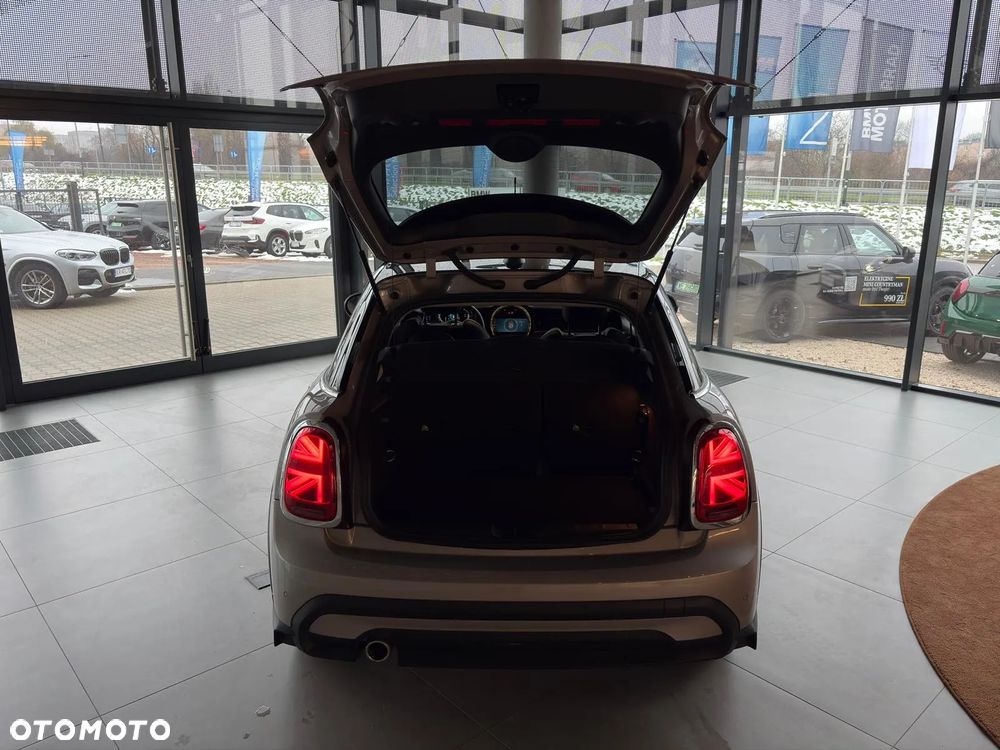 MINI Cooper Classic Trim - 23