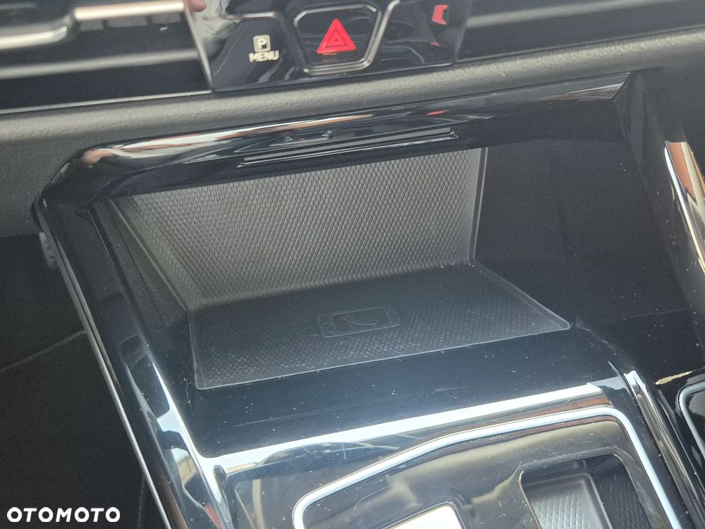 Volkswagen Golf 1.5 eTSI Style DSG - 32