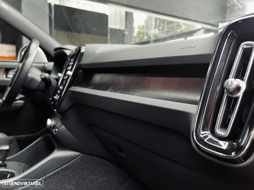 Volvo XC 40 1.5 T4 PHEV Inscription - 45