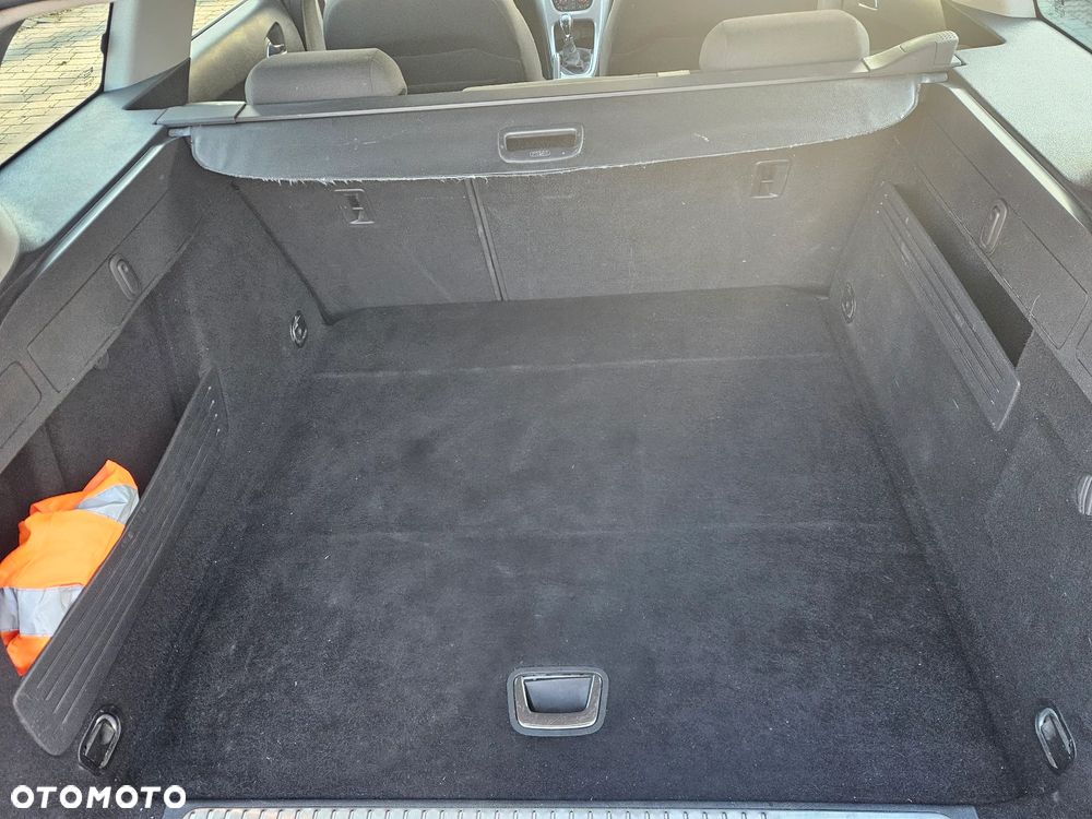 Opel Astra 1.7 CDTI Cosmo - 14