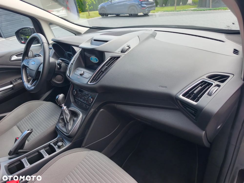 Ford Grand C-MAX 1.5 EcoBoost Start-Stopp-System Titanium - 20