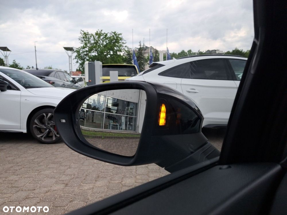 Volkswagen Golf Variant - 30