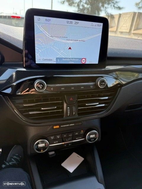 Ford Kuga - 6