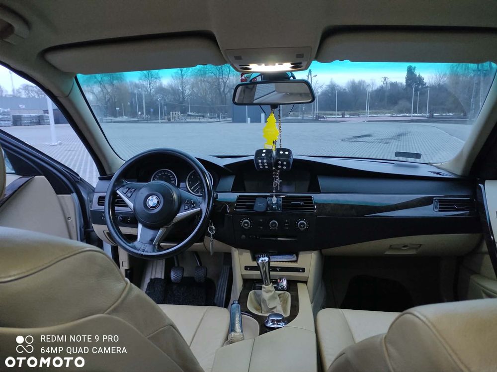 BMW Seria 5 525i - 16
