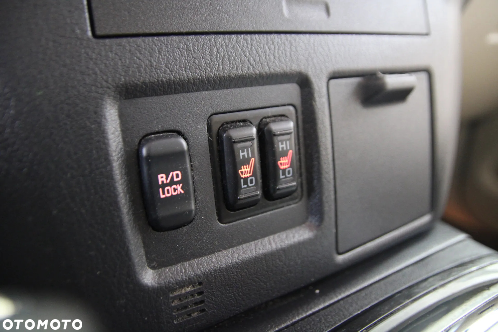 Mitsubishi Pajero 3.2 DID Instyle EU6 - 32