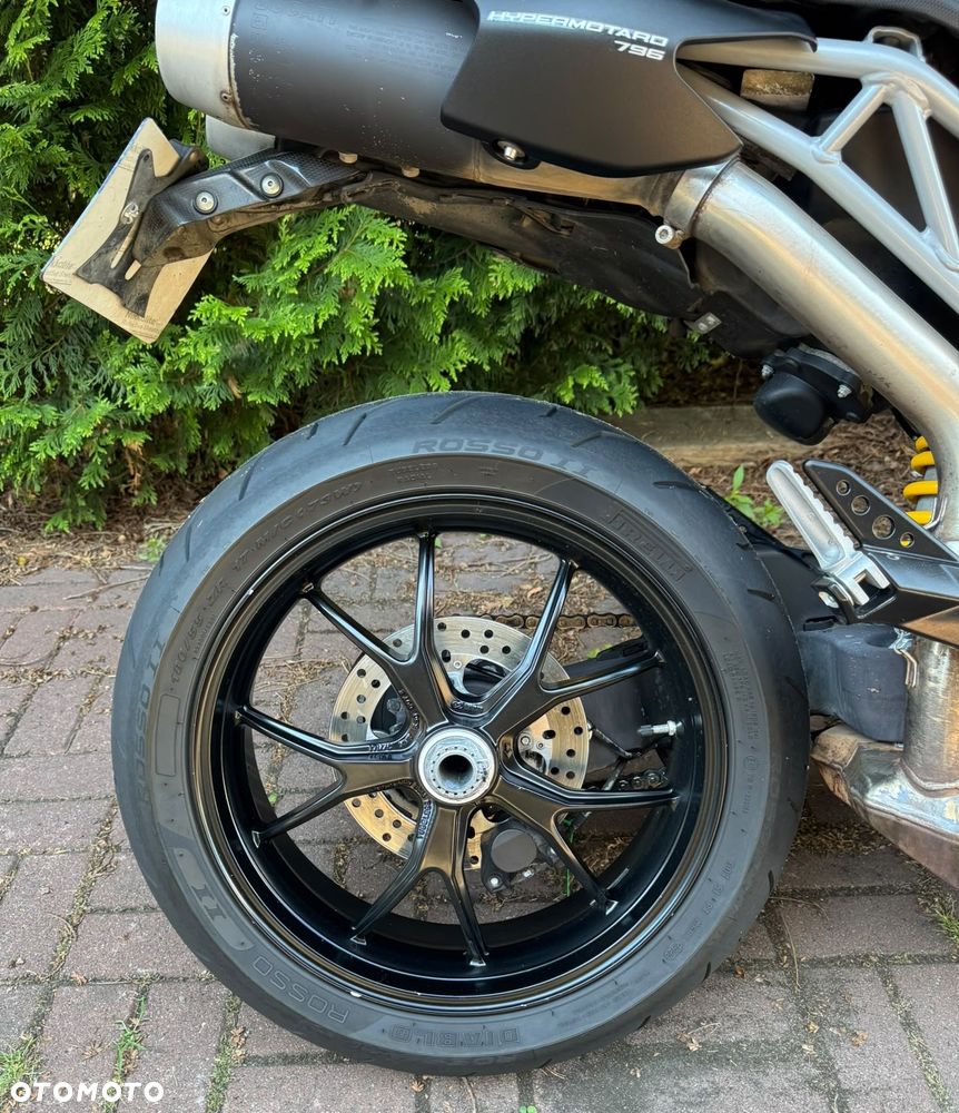 Ducati Hypermotard - 13
