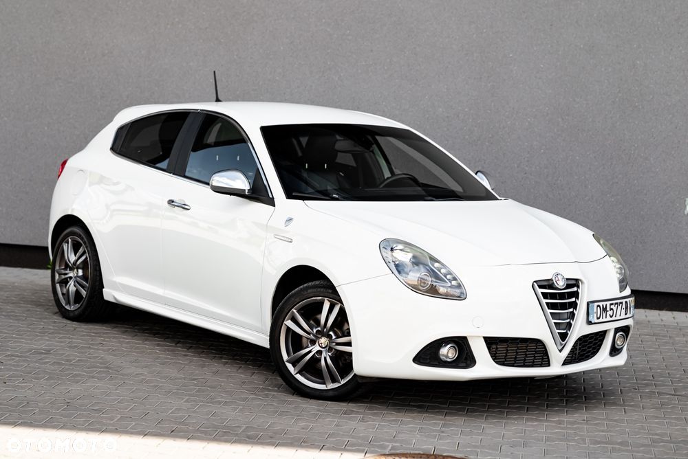 Alfa Romeo Giulietta - 2