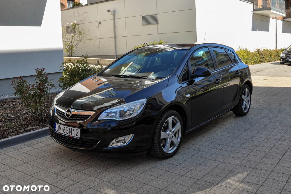 Opel Astra - 1
