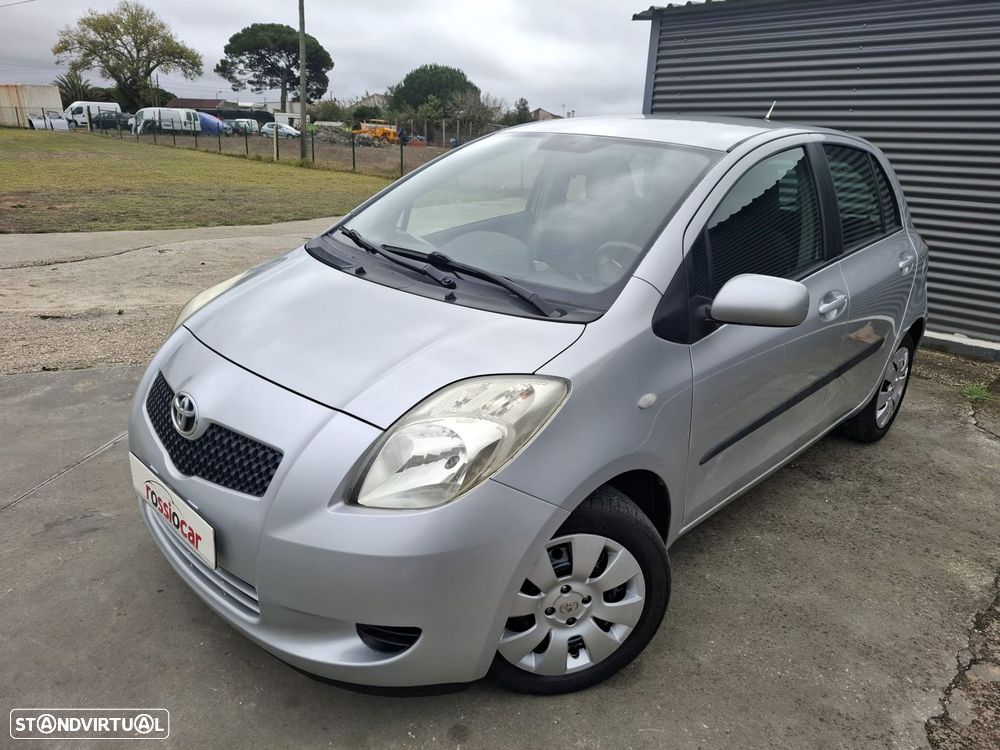 Toyota Yaris 1.0 VVT-i Motion VSC - 1