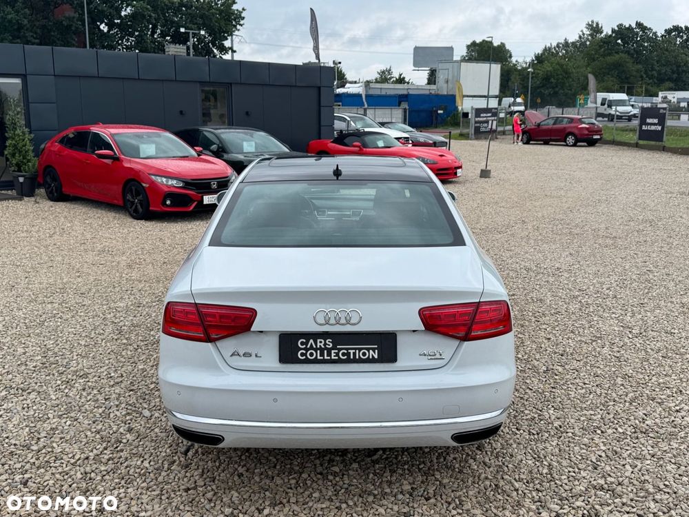 Audi A8 - 6
