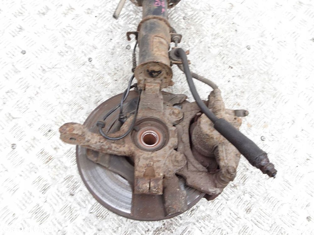 kolumna zwrotnica lewa fiat 500l 1.4 benzyna - 8