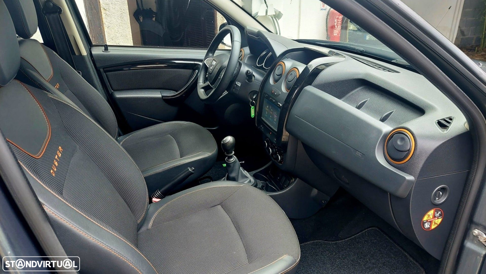 Dacia Duster 1.5 dCi Prestige - 10