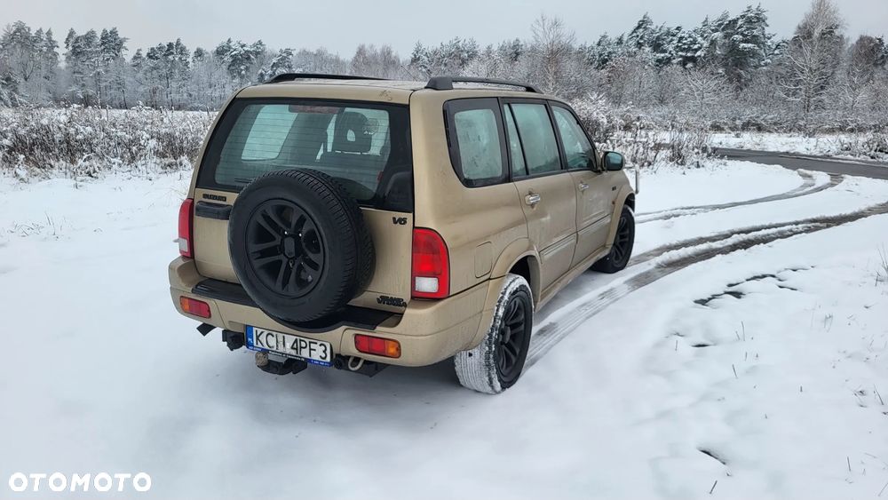 Suzuki Grand Vitara 2.7 V6 - 4