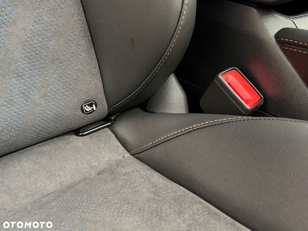 Cupra Formentor 1.5 eTSI mHEV DSG - 35