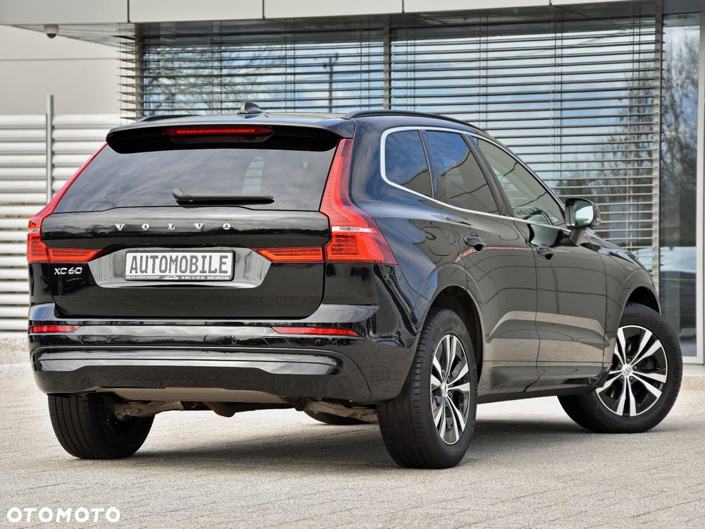 Volvo XC 60 B4 D AWD Momentum Pro - 7