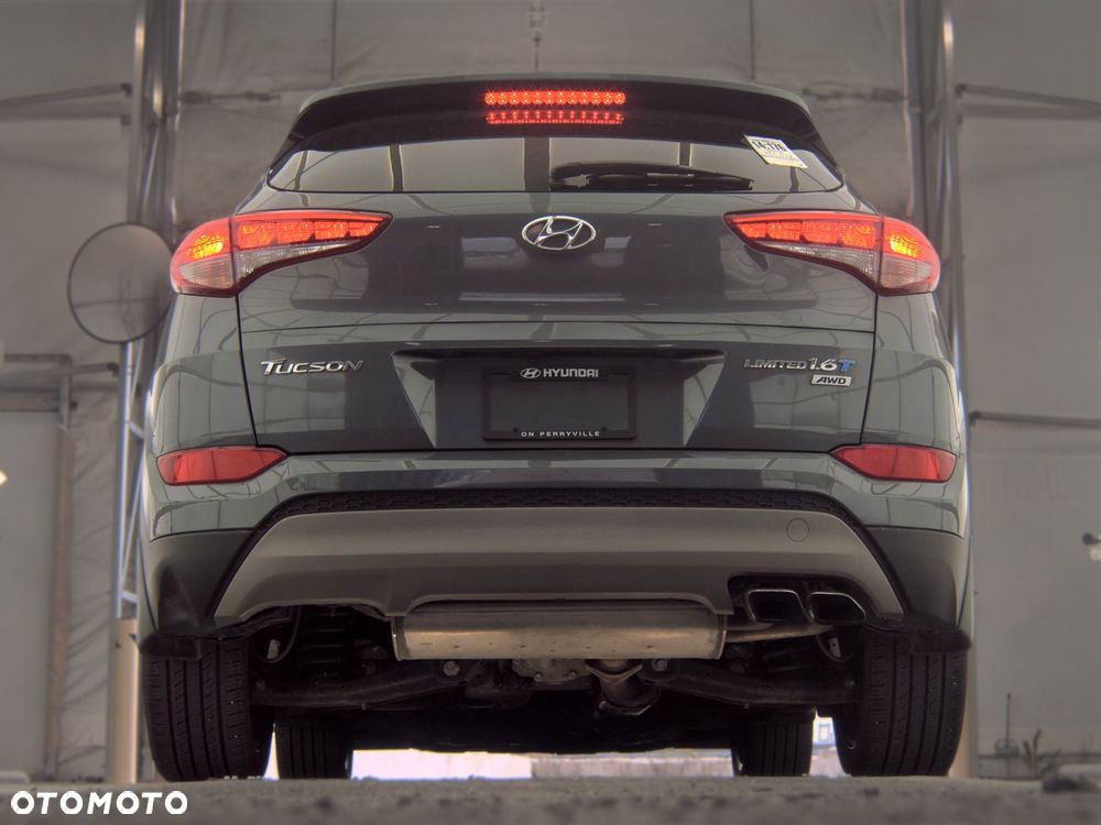 Hyundai Tucson - 9