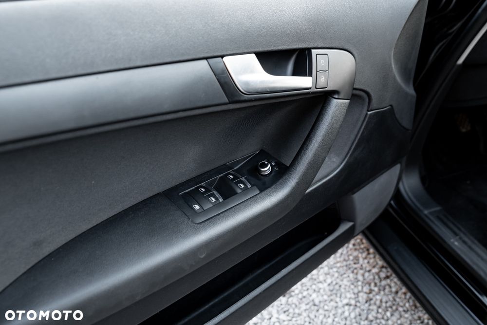 Audi A3 Sportback 1.6 Attraction - 17