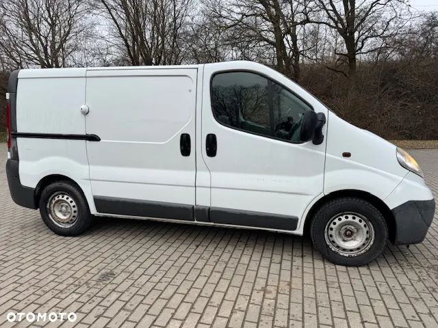 Opel Vivaro - 6