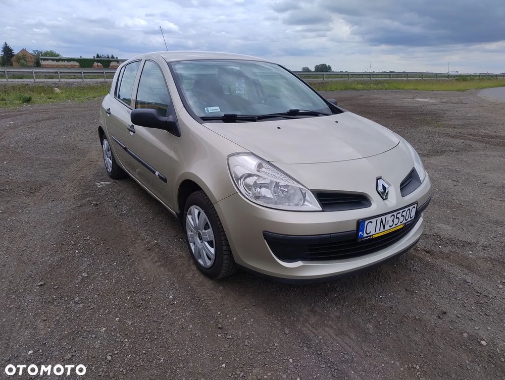Renault Clio 1.2 16V Alize - 6
