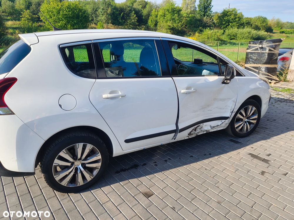 Peugeot 3008 1.2 PureTech Allure - 8